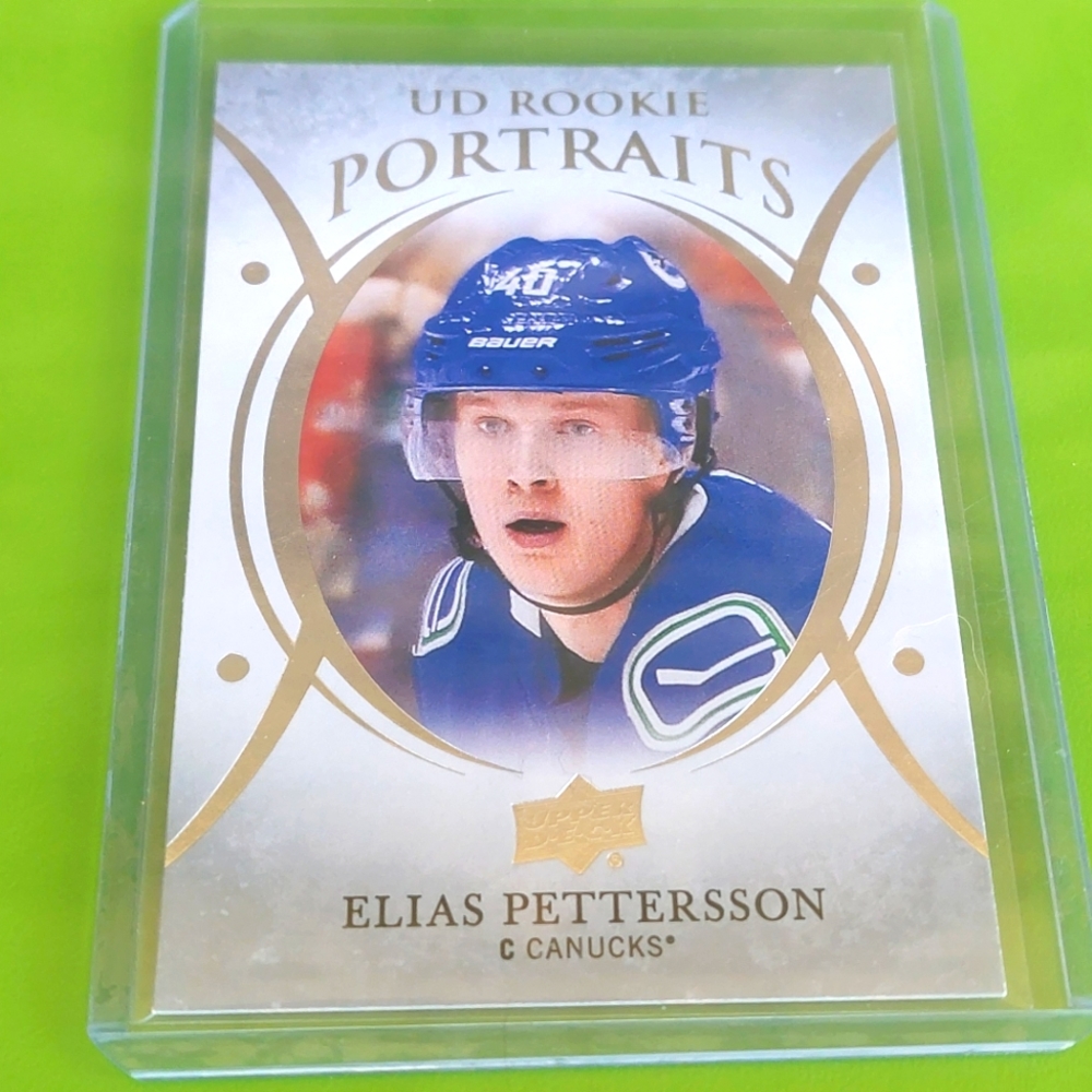 Elias Petterson UD Portraits Rookie Hockey Card Vancouver Canucks 2018/19 P-99